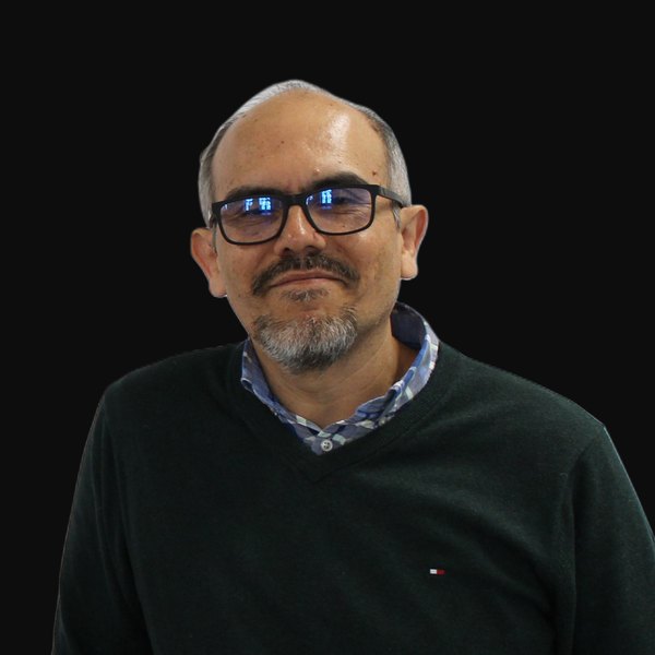 Dr. Luis Bernal, CEO and founder of Realists